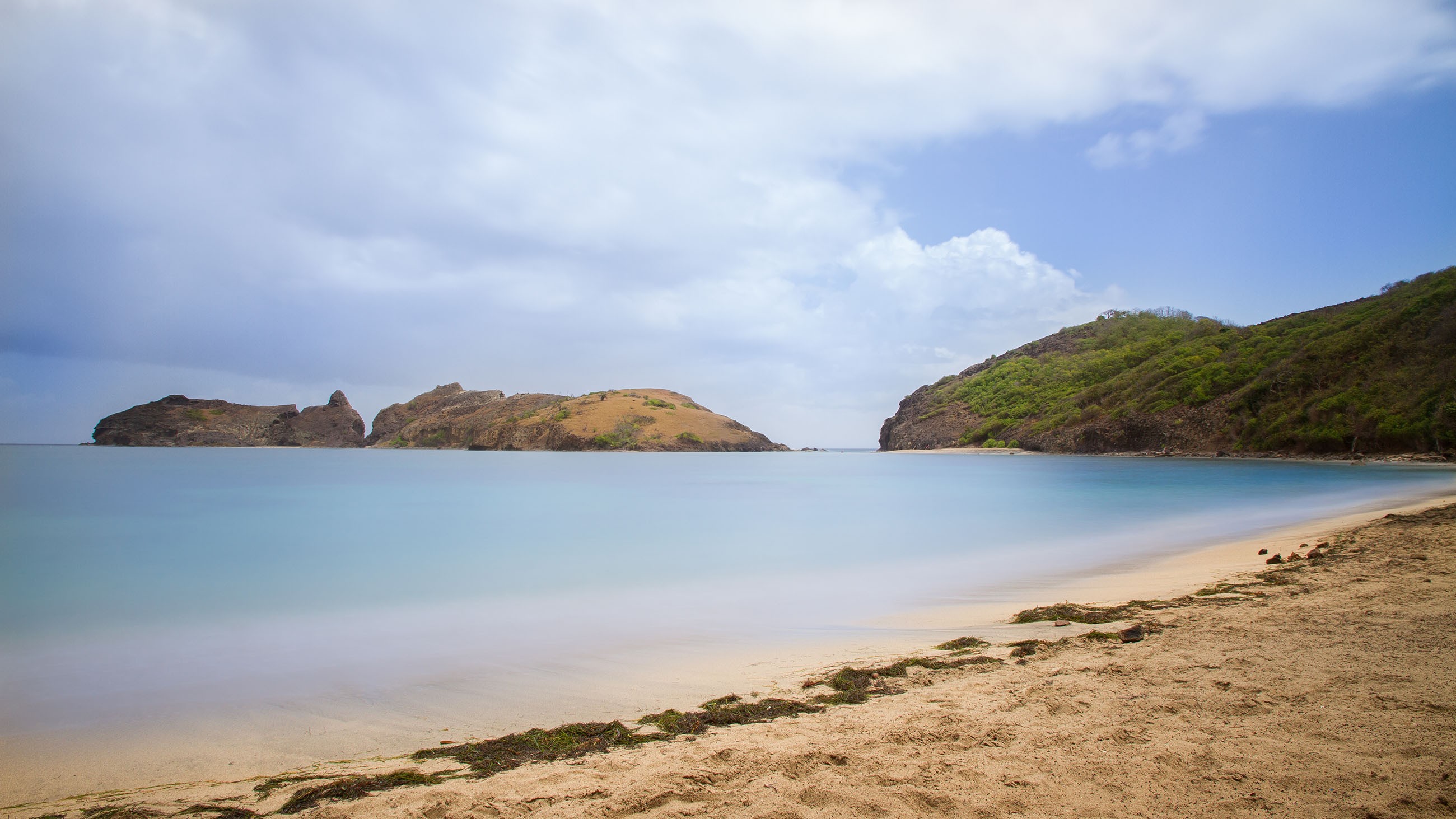beach-lessaintes-guadeloupe-france-paradise-island-caribbean-nobody