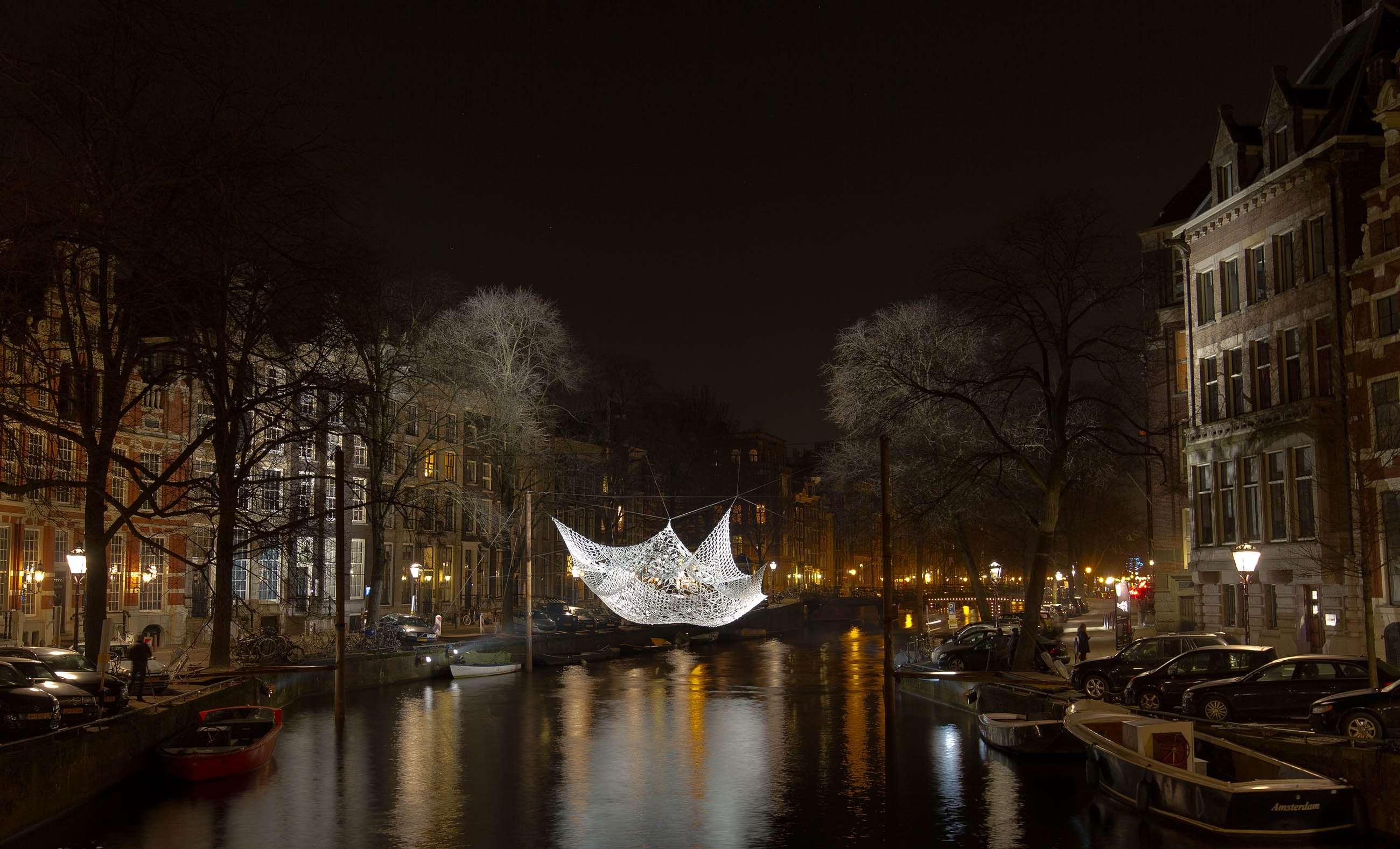 The-Lace-Choi-and-Shine-Architects-amsterdam-light-festival-city-europe-bike-houses-architecture