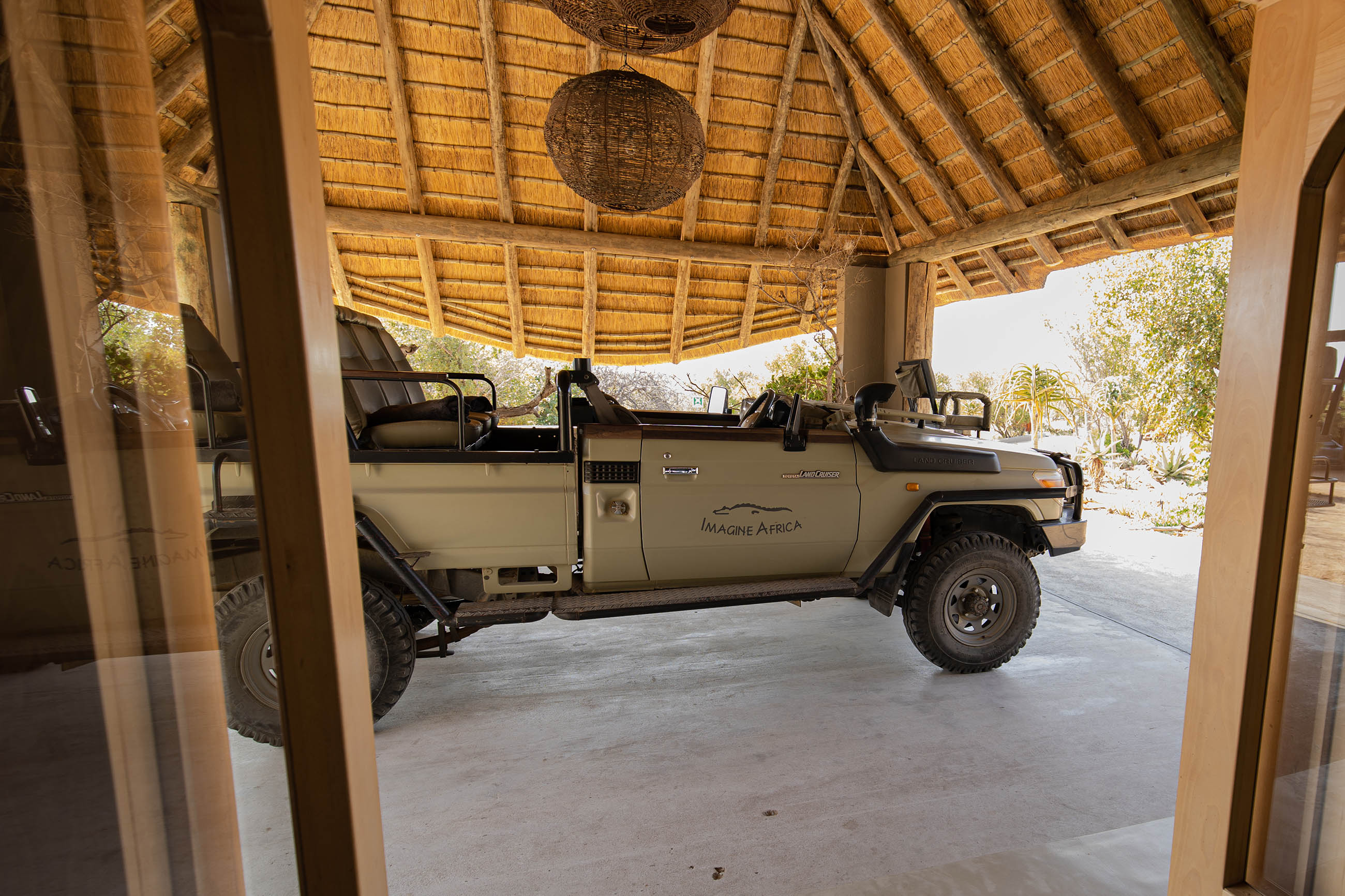 Imagine Africa safari car